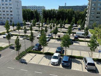 Moderný 1 izbový byt s balkónom a parkovaním - 5