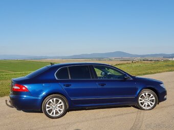 Škoda Superb 2.0 TDI CR 4x4 140k Elegance DSG
 - 5