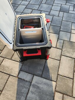 MILWAUKEE PACKOUT™ Chladiaci Box XL - 5