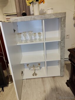 Obývacia, študentská stena - 5