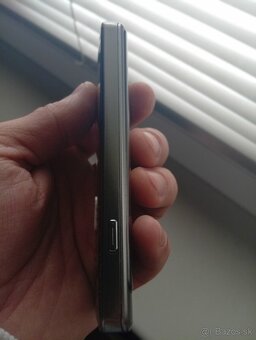 SAMSUNG GT-S5610 - 5