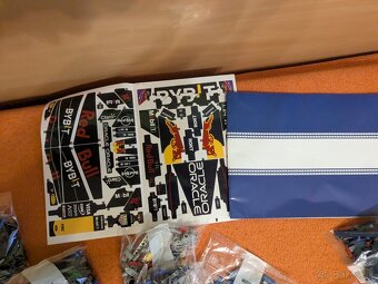 Predam Formulu Red bull racing "Lego " - 5