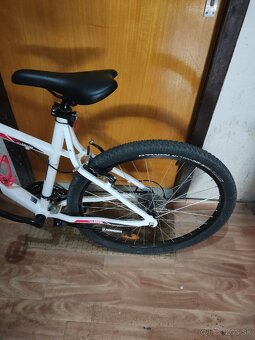 Predám dievčenský bicykel veľkosť S - 5