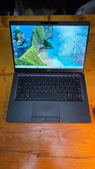 Dell Latitude 5300 FHD Touch LCD - 5