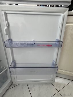 Chladnička s mrazničkou 70 € - 5