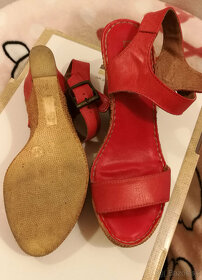 Červené kožené sandále č. 39 - 5