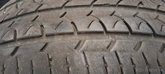 Predám 4ks jazdené letné 235/65r16C 2+2modely na dodávku - 5