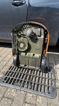 roboticka kosačka Landroid. - 5