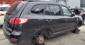 Hyundai Santa Fe 2.2 CRDi 2008 predám DIFERENCIAL, KAPOTA - 5
