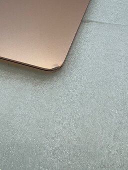 ZÁRUKA | Macbook Air 2019 Gold Rose - 5