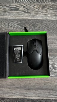 Predám hernú myš Razer viper ultimate - 5
