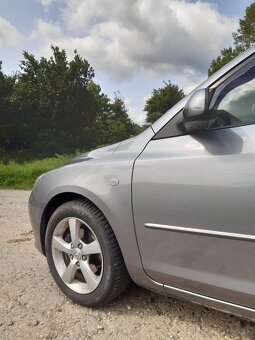 Mazda 3 - 5