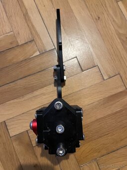 Predám elektrickú ručnú brzdu na simulátor - 5