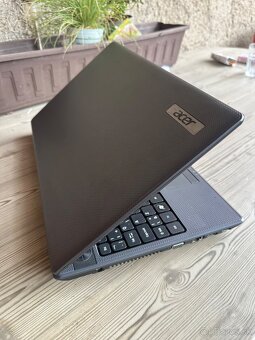 Predám notebook Acer Aspire 5349 I5/8GB/240GB SSD/W11 - 5