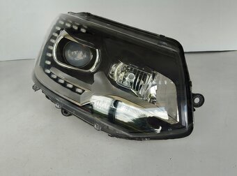 VW T5 lift 2009- pravé predné svetlo Xenon LEd - 5