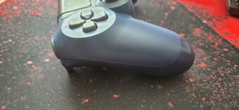 Dualshock modrý na ps4 - 5