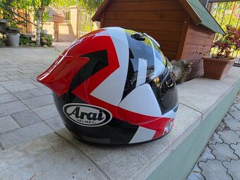 Arai Quantic Space red M - 5