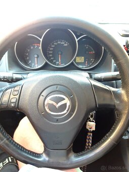 Mazda 3 - 5