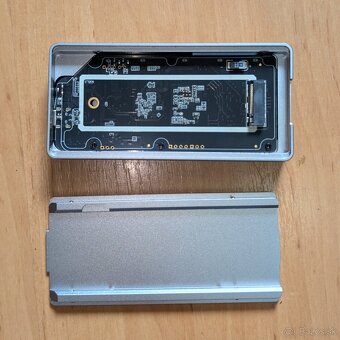 externý box na harddisk Anyoyo TBU401 Pro - 5