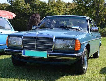 Mercedes Benz w123 200 - 5