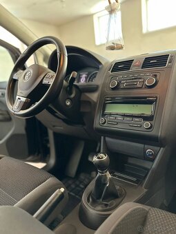 Vw Touran 1,6 tdi - 5