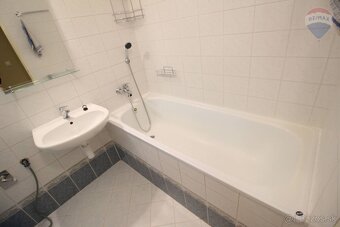 Predaj: 1 izbový byt, centrum mesta, Biskupa Kondého, Dunajs - 5