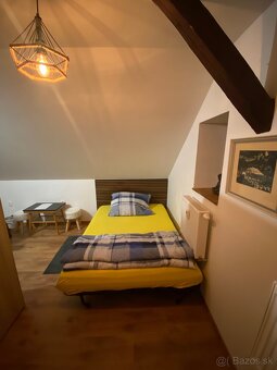 Garzonka-vlastne parkovacie miesto - 5