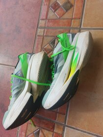 Tenisky bežecké adidas adizero - 5