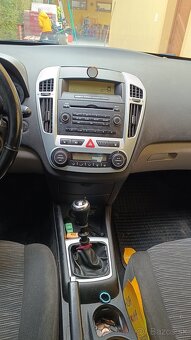 Kia Ceed 1.6 CRDI 85 KW - 5