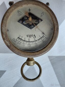 STARY VOLTMETER - 5