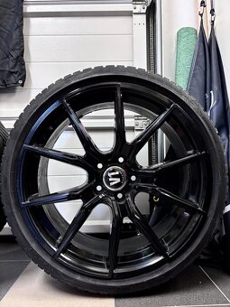 5x112 R19 WheelWorld Celoročne - 5