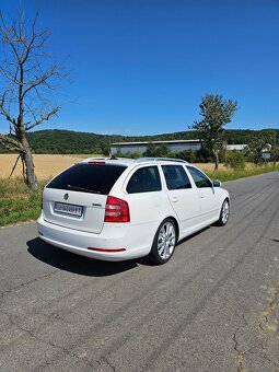 Škoda octavia RS 2.0 TDI - 125 kW - 5