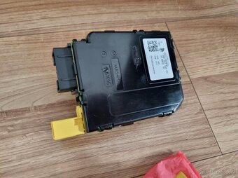 PODVOLANTOVA RIADIACA JEDNOTKA multifunkcny volant tempomat - 5