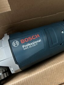 Nepouzita uhlová bruska 2000w Bosch GWS 20-230 P - 5