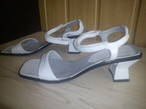 Nové talianske sandálky-37č - 5