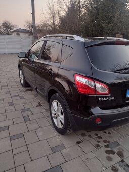 Nissan Qashqai 1,6 benzín - 5