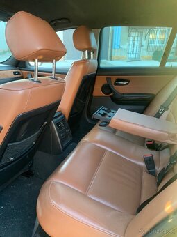 Interiér bmw e91 - 5