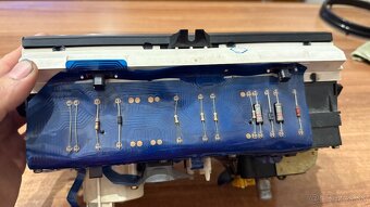 US BUDÍKY VW GOLF MK2 - 5