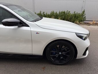 BMW i5 M60 xDrive M Individual - 5
