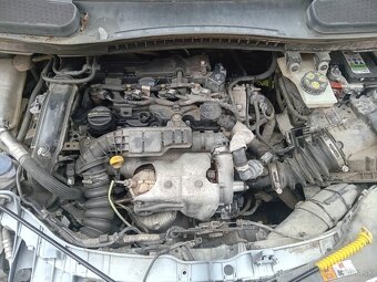 Ford Tourneo Custom - 5