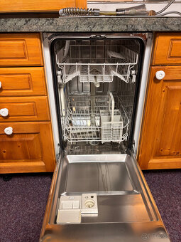 Kuchyňská linka masiv borovice - 5