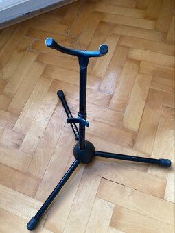alt saxofón CORTON Amati-zľava  - 5