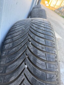 225/65R17 pneu - 5