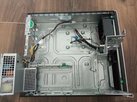 Predám case(skriňu) od počítača HP Compaq 6005 Pro - 5