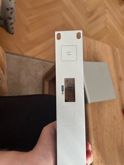 Ubiquiti Cloud Key Gen2+ + CKG2-RM (montazna sada do racku) - 5