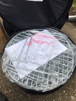 Malý prenosný gril - nový - 5