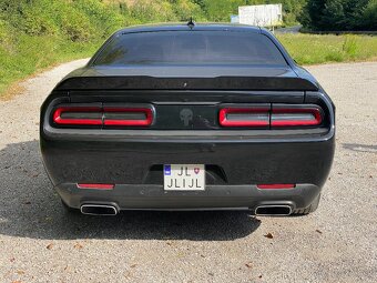 ‼️ Top Ponuka ‼️ Dodge Challenger 5.7 Hemi V8 - 5