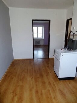 na prenájom 2 izbový byt - Staré sídlisko Prievidza - 5