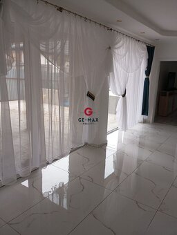 Na predaj: Rodinný dom po rozsiahlej rekonštrukcii – Sečovce - 5