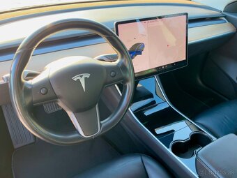 Tesla model 3 SR+ 2019 225kw Tesla 3 - 5